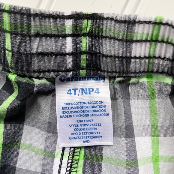 •Garanimals• black/green cargo shorts - Picture 3 of 5